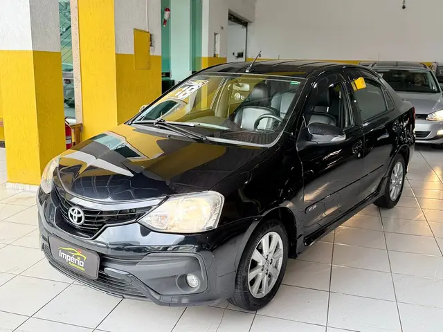 Carro Toyota Etios Sedan 2018 XLS 1.5 (Aut) (Flex)