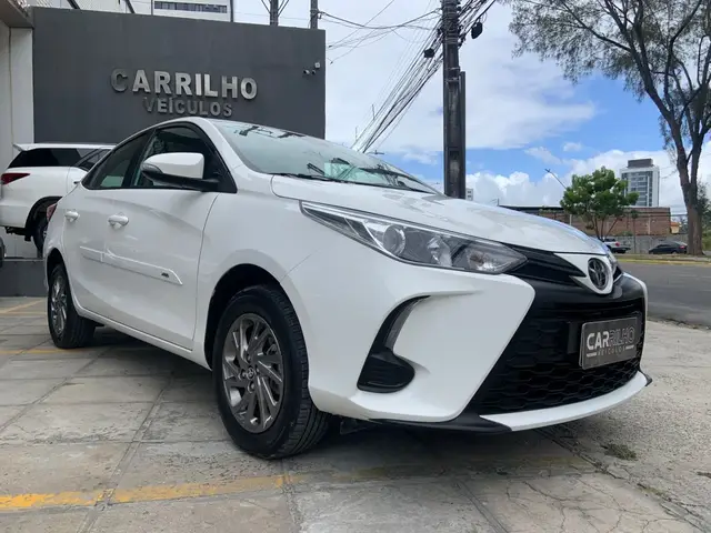 Carro Toyota Yaris Sedan 2023 XS 1.5 (Flex) (Aut)