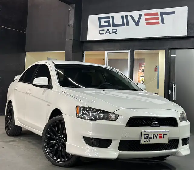 Carro Mitsubishi Lancer 2018 2.0 16V HL-T CVT