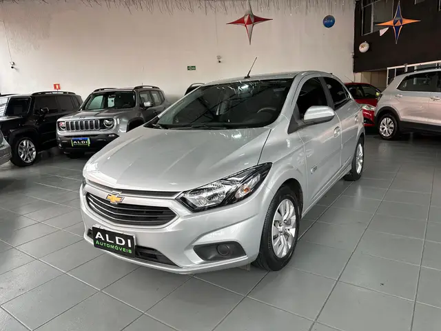 Carro Chevrolet Onix 2018 1.4 LT SPE/4 (Aut)