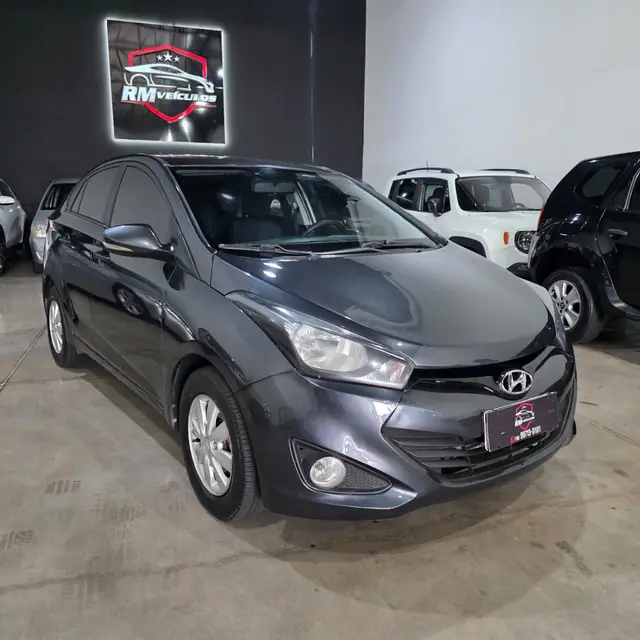Carro Hyundai HB20S 2014 1.6 Comfort Plus (Flex)