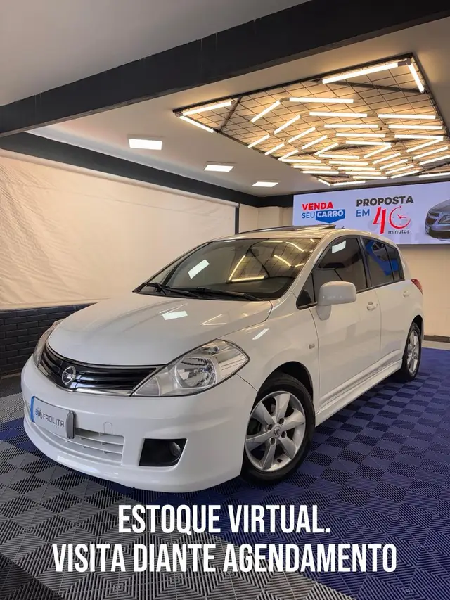 Carro Nissan Tiida 2012 SL 1.8 (flex) (aut)