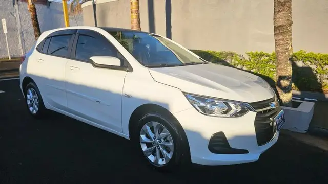 Carro Chevrolet Onix 2022 LT 1.0 Turbo (Flex)