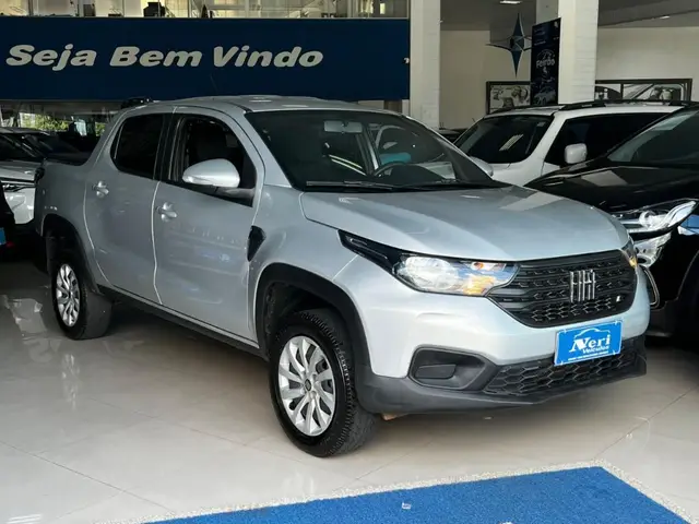 Carro Fiat Strada 2025 Freedom 1.3 Flex 8V CD