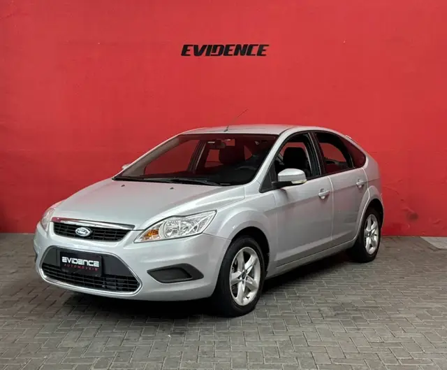Carro Ford Focus Hatch 2011 GL 1.6 16V (Flex)