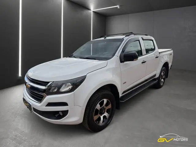 Carro Chevrolet S10 Cabine Simples 2019 S10 2.8 CTDi LS 4WD (Diesel)