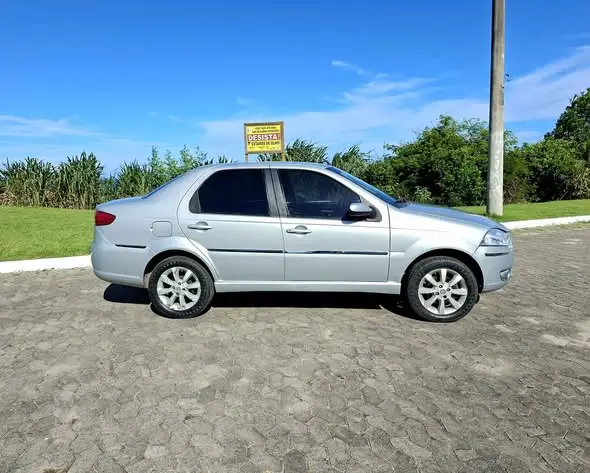 Carro Fiat Siena 2009 HLX 1.8 8V (Flex)