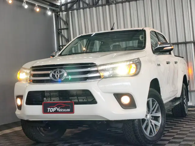 Carro Toyota Hilux Cabine Dupla 2016 Hilux 2.8 TDI SRX CD 4x4 (Aut)