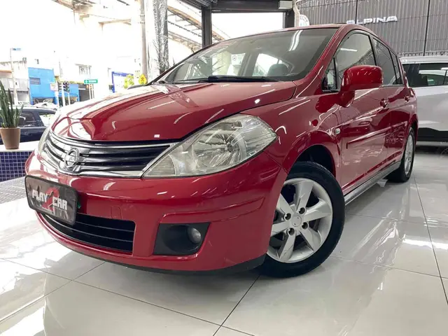 Carro Nissan Tiida 2011 SL 1.8 (flex) (aut)