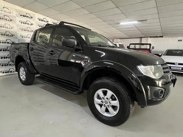 Carro Mitsubishi L200 Triton Sport 2013 2.4 HLS (Flex)