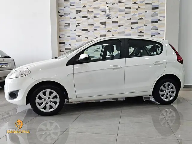 Carro Fiat Palio 2016 Attractive 1.0 Evo (Flex)