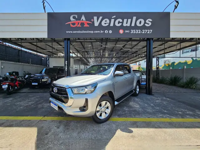 Carro Toyota Hilux Cabine Dupla 2018 Hilux 2.7 SR CD 4x2 (Flex)
