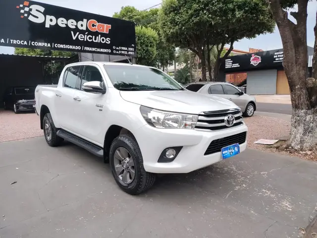 Carro Toyota Hilux Cabine Dupla 2017 Hilux 2.7 SRV CD 4x4 (Flex) (Aut)