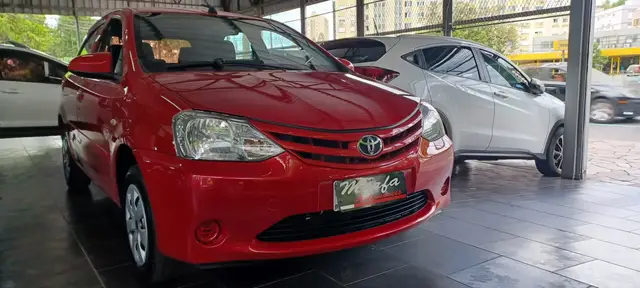 Carro Toyota Etios 2017 X 1.3 (Flex)