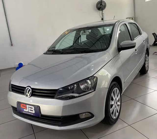 Carro Volkswagen Voyage 2014 1.6 VHT (Flex)