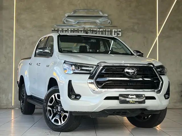 Carro Toyota Hilux Cabine Dupla 2025 SRX 4x4 2.8 Diesel