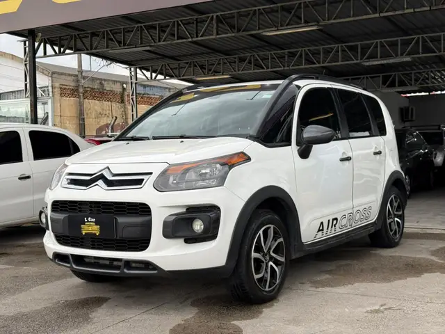 Carro Citroën Aircross 2015 Exclusive Salomon BVA 1.6 16V (Flex)