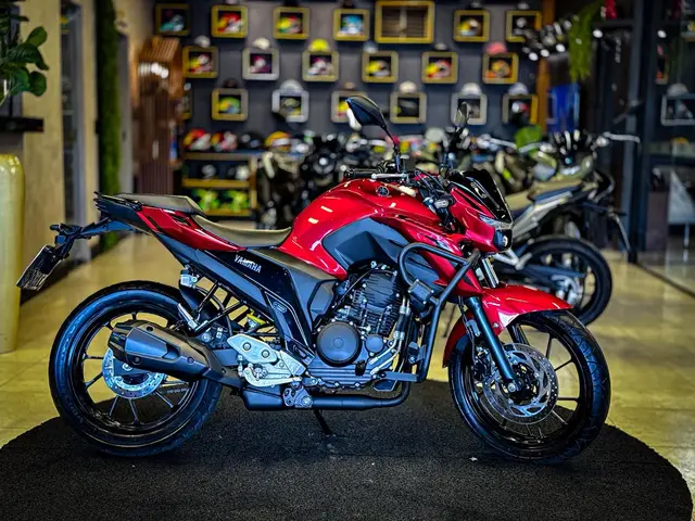 Moto Yamaha Fazer FZ25 2025 Connected