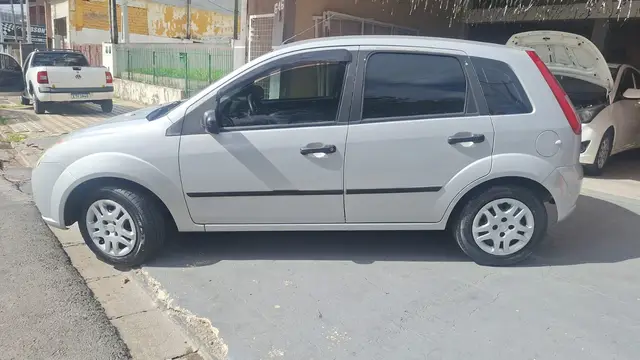 Carro Ford Fiesta Hatch 2009 Fly 1.0 (Flex)