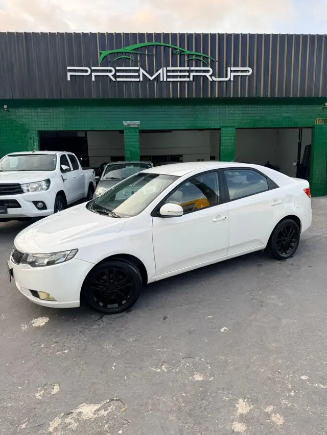 Carro Kia Cerato 2011 EX 1.6 16V 6vel
