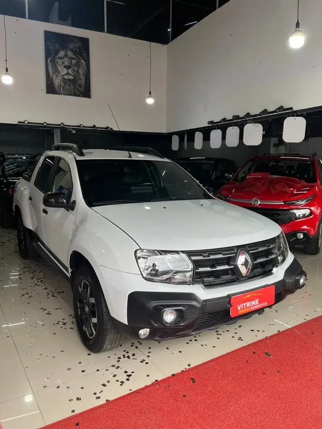 Carro Renault Oroch 2023 Outsider 1.3 TCe (Flex) (Aut.)