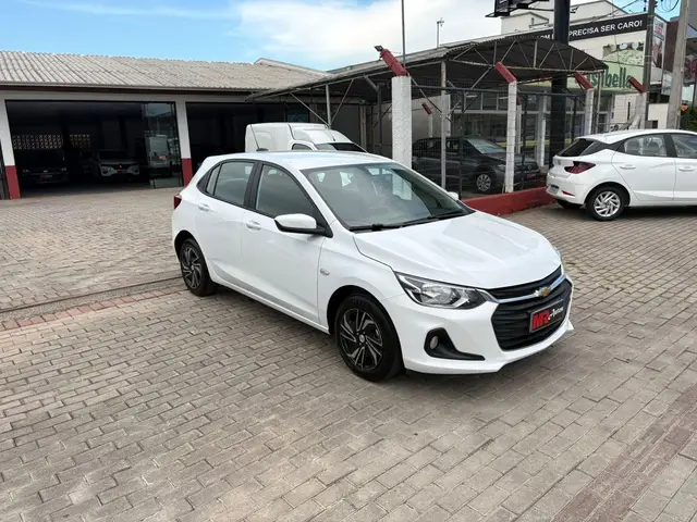 Carro Chevrolet Onix 2025 LT 1.0