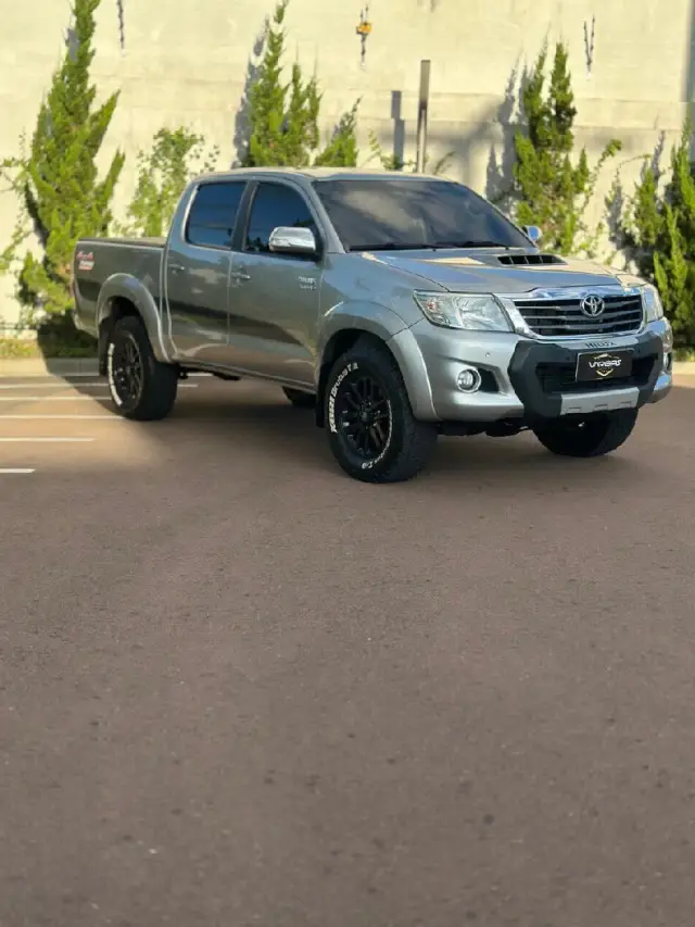 Carro Toyota Hilux Cabine Dupla 2015 Limited 3.0