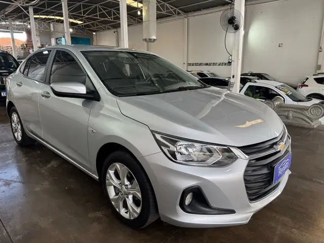 Carro Chevrolet Onix Plus 2023 LTZ 1.0 Turbo (Aut.)