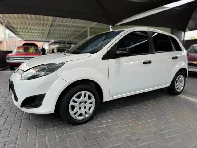 Carro Ford Fiesta Hatch 2013 Rocam 1.0 (Flex)
