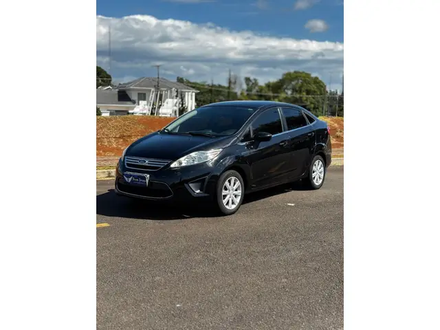 Carro Ford Fiesta Hatch 2011 1.6 (Flex)