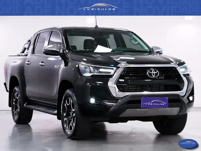 Carro Toyota Hilux Cabine Dupla 2024 SRX 4x4 2.8 Diesel