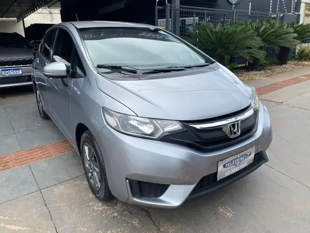 Carro Honda Fit 2017 1.5 16v LX (Flex)
