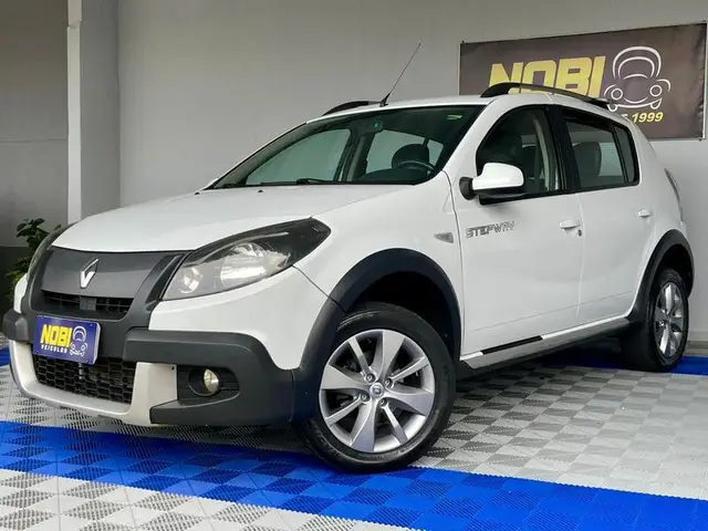 Carro Renault Sandero Stepway 2014 1.6 8V (flex)