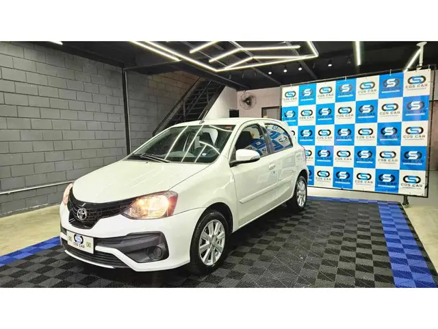 Carro Toyota Etios 2019 X Plus 1.5 (Aut) (Flex)