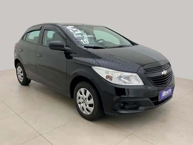 Carro Chevrolet Onix 2015 1.0 LS SPE/4