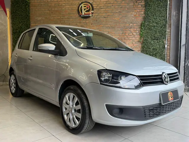 Carro Volkswagen Fox 2011 1.6 8V (Flex)