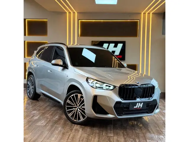 Carro BMW X1 2025 sDrive20i M Sport 2.0 Turbo (Aut.)