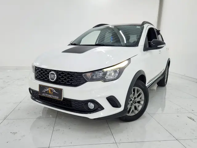 Carro Fiat Argo 2020 1.3 Trekking (Flex)