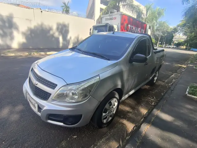 Carro Chevrolet Montana 2018 LS 1.4 (Flex)