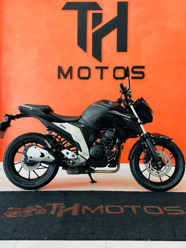 Moto Yamaha YS 250 Fazer 2022 ABS