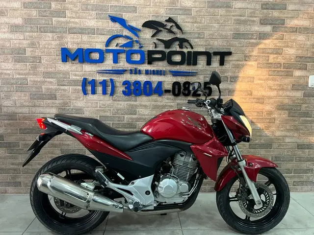 Moto Honda CB 300R 2013 Standard