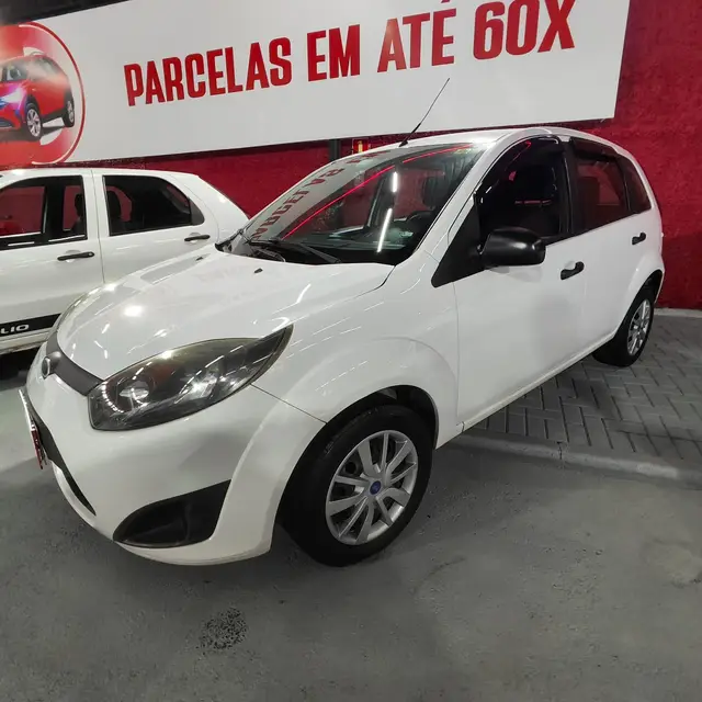 Carro Ford Fiesta Hatch 2013 Rocam 1.0 (Flex)