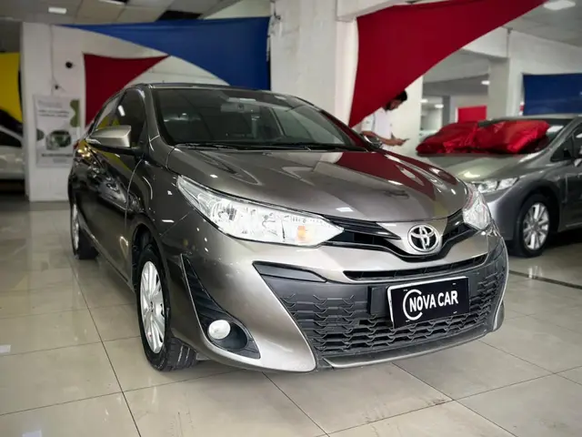 Carro Toyota Yaris 2019 1.3 XL Plus Tech CVT (Flex)