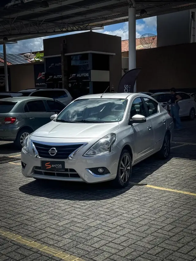 Carro Nissan Versa 2018 1.6 16V Unique CVT (Flex)