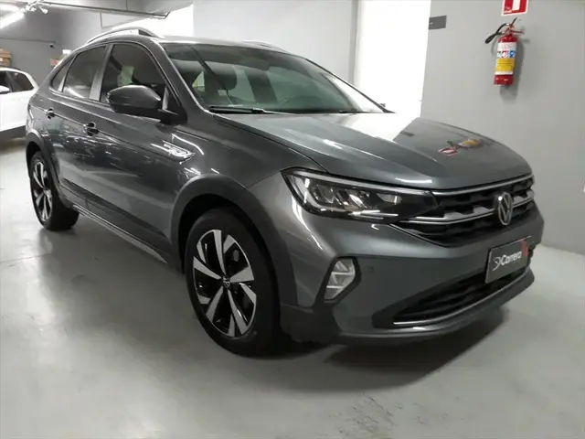 Carro Volkswagen Nivus 2024 Highline 200 TSI