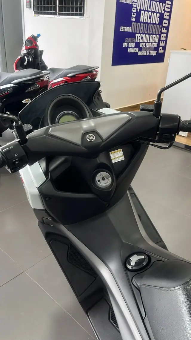 Moto Yamaha NMax 2021 160 ABS