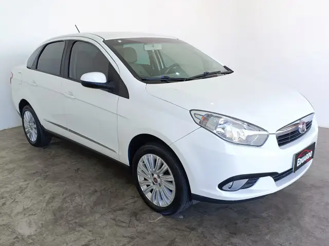 Carro Fiat Grand Siena 2015 Essence 1.6 16V (Flex)