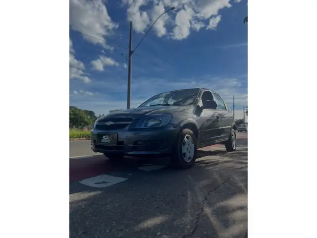 Carro Chevrolet Celta 2013 LS 1.0 (Flex) 2p