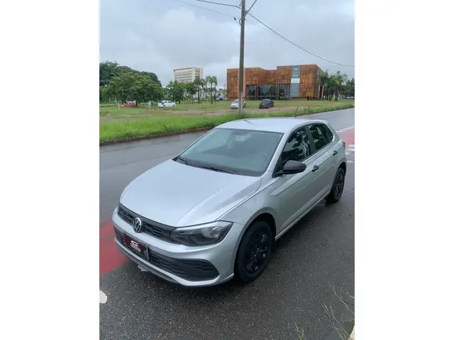 Carro Volkswagen Polo 2025 Track 1.0 Flex 12V 5p