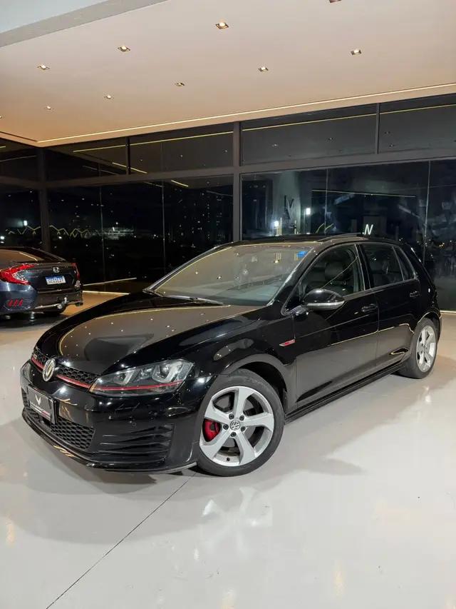 Carro Volkswagen Golf 2015 GTI 2.0 TSi DSG